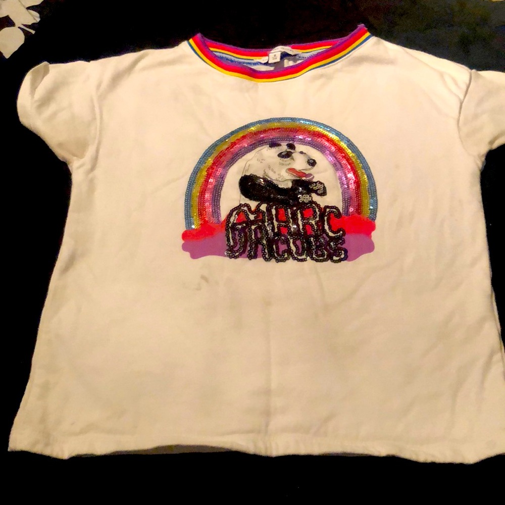 White Marc Jacobs tshirt.